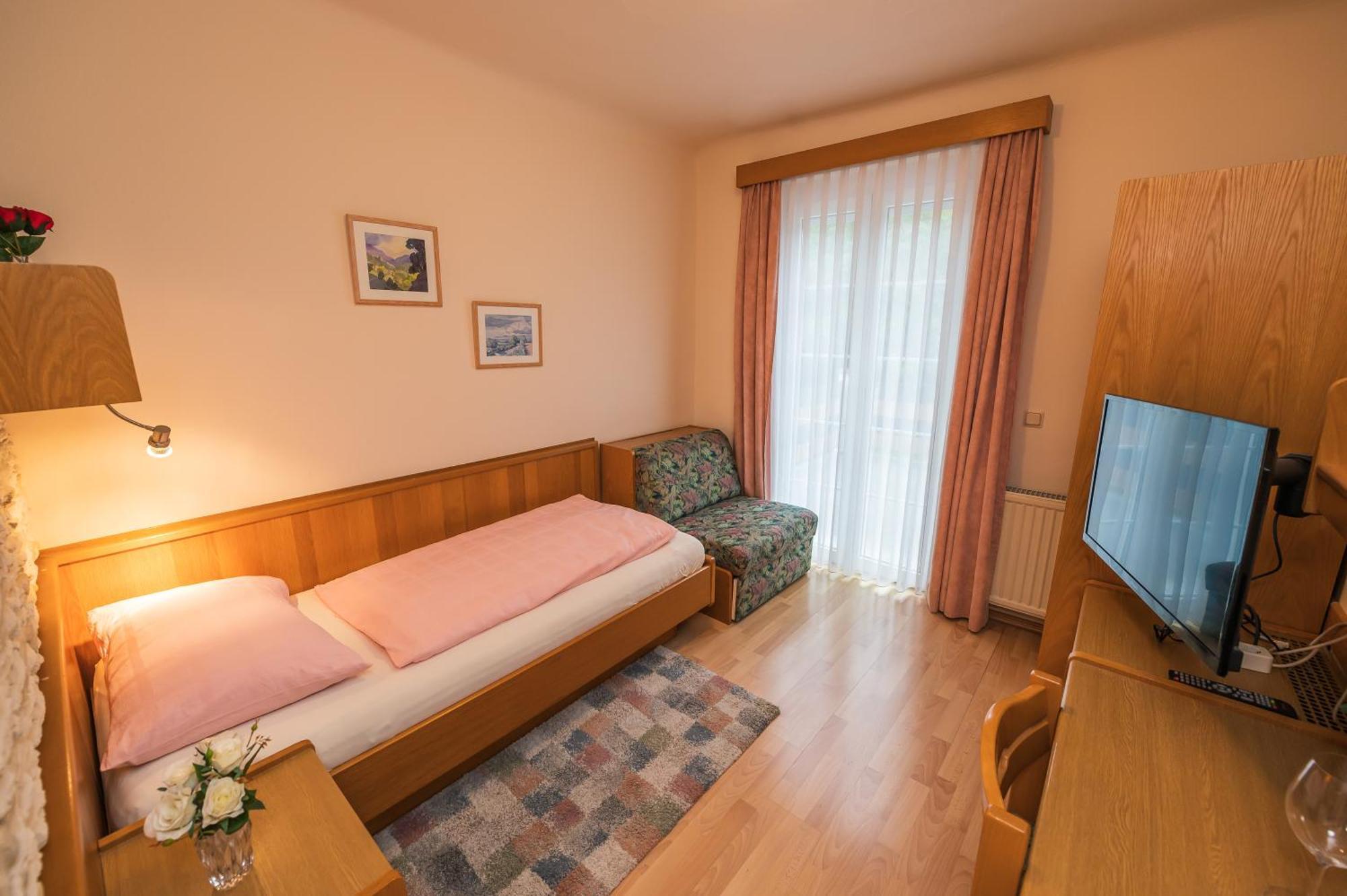 Ferien Beim Treiber Hotel Bad Tatzmannsdorf Room photo